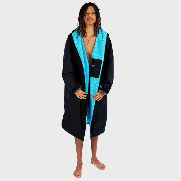 Dryrobe Advance Long Sleeve Change Robe V3 - Black/Blue