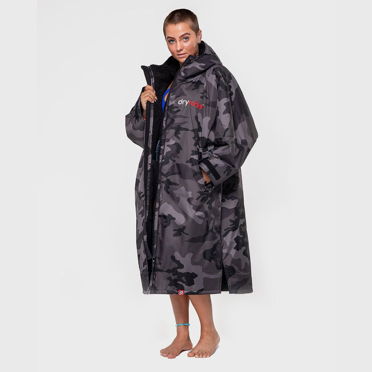 Dryrobe Advance Long Sleeve Change Robe V3 - Black Camouflage/Black