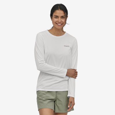 Patagonia W's Long-Sleeved Capilene® Cool Daily Graphic Shirt: Boardshort Logo Light Plume Grey - White