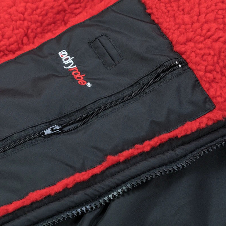 Dryrobe Long Sleeve Change Robe - Black/Red